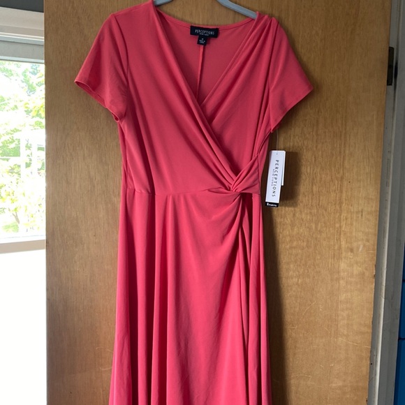 Perceptions Dresses & Skirts - Perceptions New York dress size M coral color